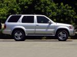 Infiniti QX4 2000 года